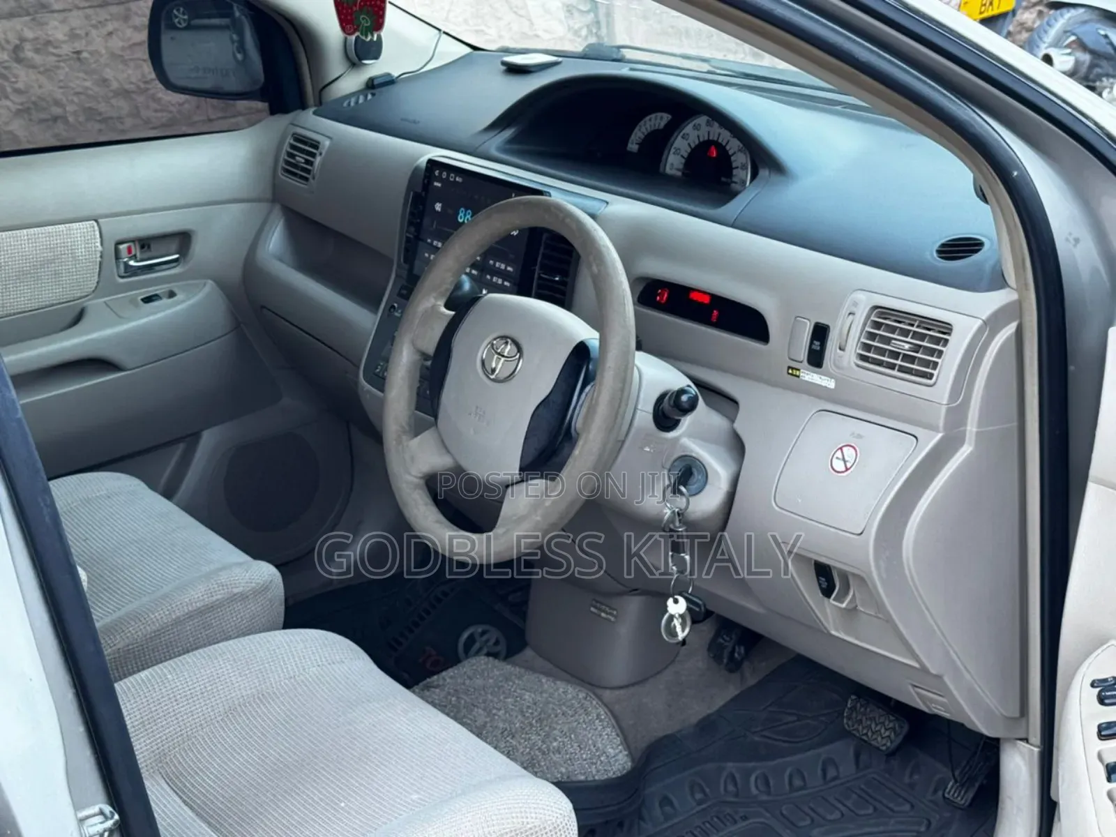 Toyota Raum 1.5 AWD 2004 Silver