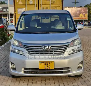 Toyota Vellfire 2010 Silver