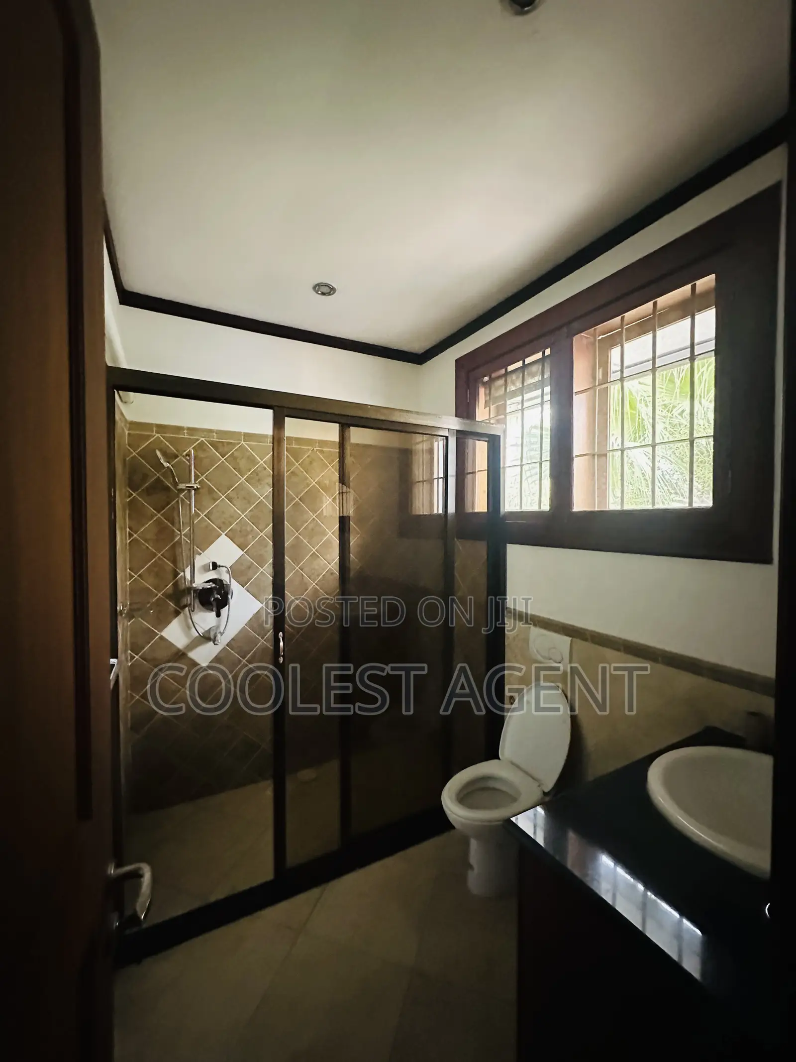 6bdrm Duplex in Ada Estate, Kinondoni for rent