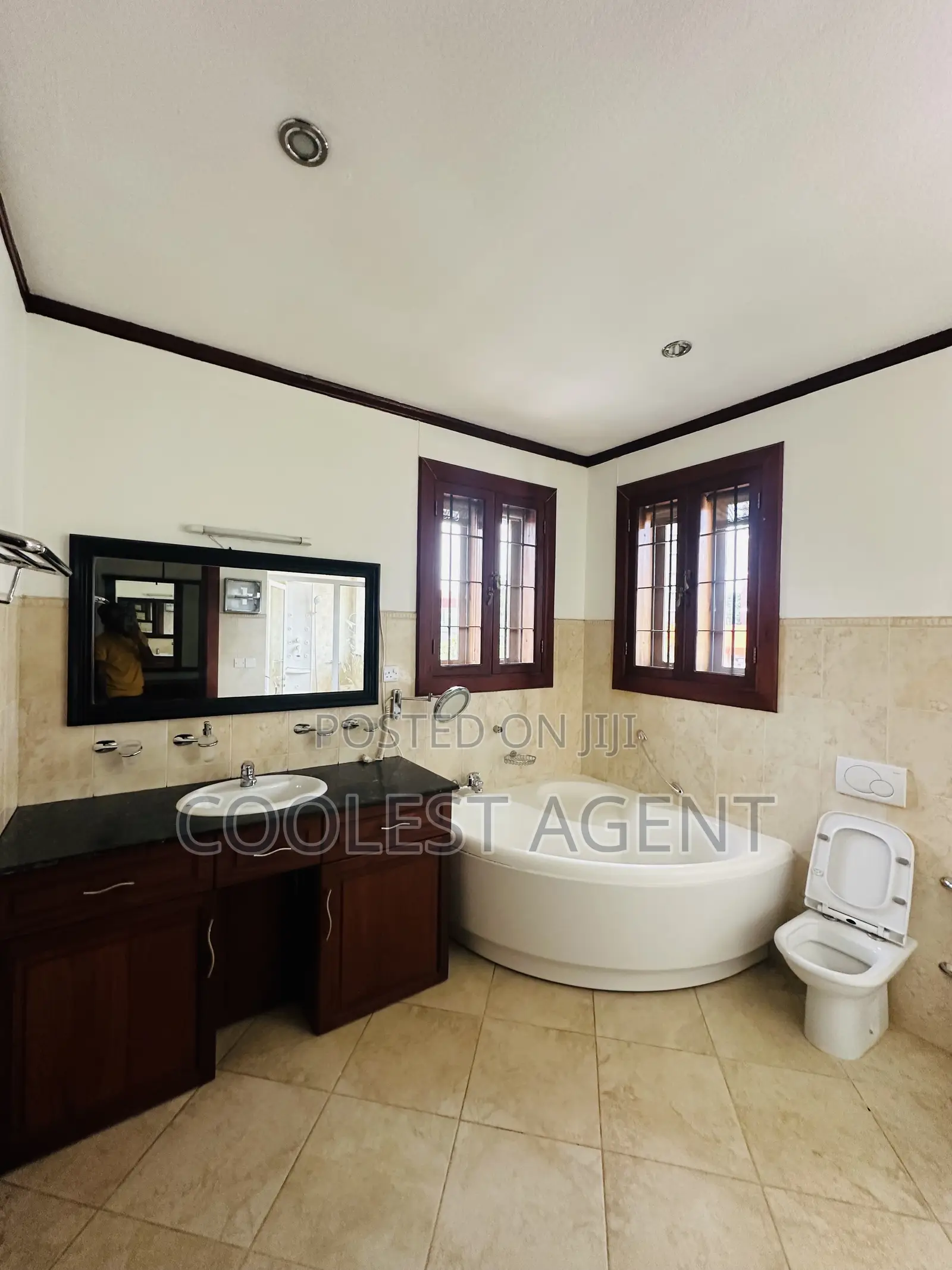 6bdrm Duplex in Ada Estate, Kinondoni for rent