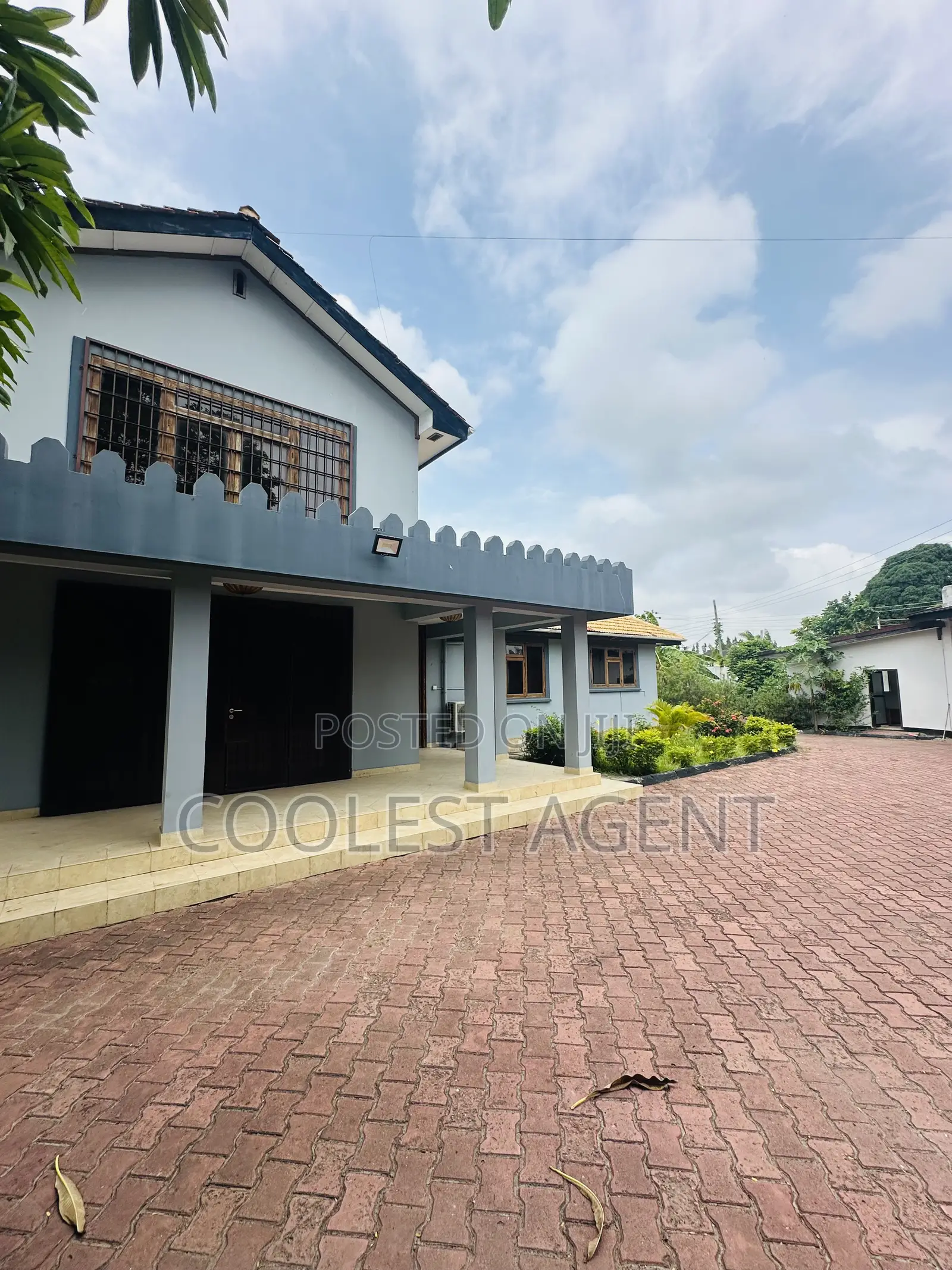 6bdrm Duplex in Ada Estate, Kinondoni for rent