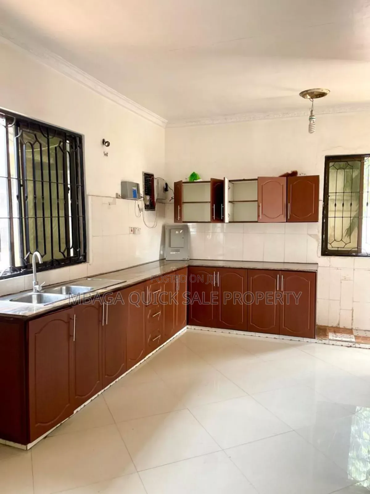 5bdrm Apartment in Masaki Peninsula for rent