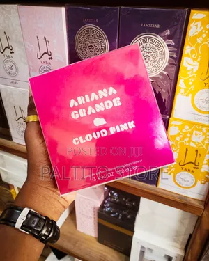 Ariana Grande Cloud Pink