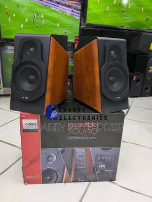 ORIGNAL FENDER R60BT Music System With Incredible Sound 120W