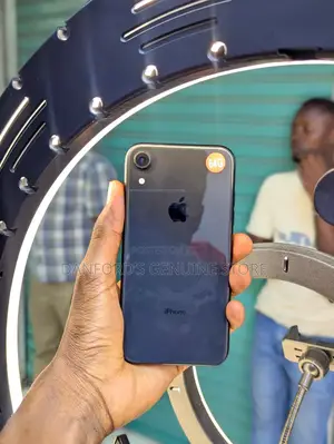 Apple iPhone XR 64 GB Black