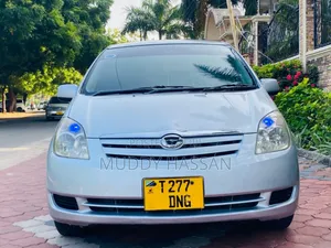 Toyota Corolla Spacio 2005 Silver