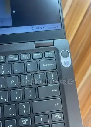 Laptop Dell Latitude 5300 8GB Intel Core I5 SSD 512GB