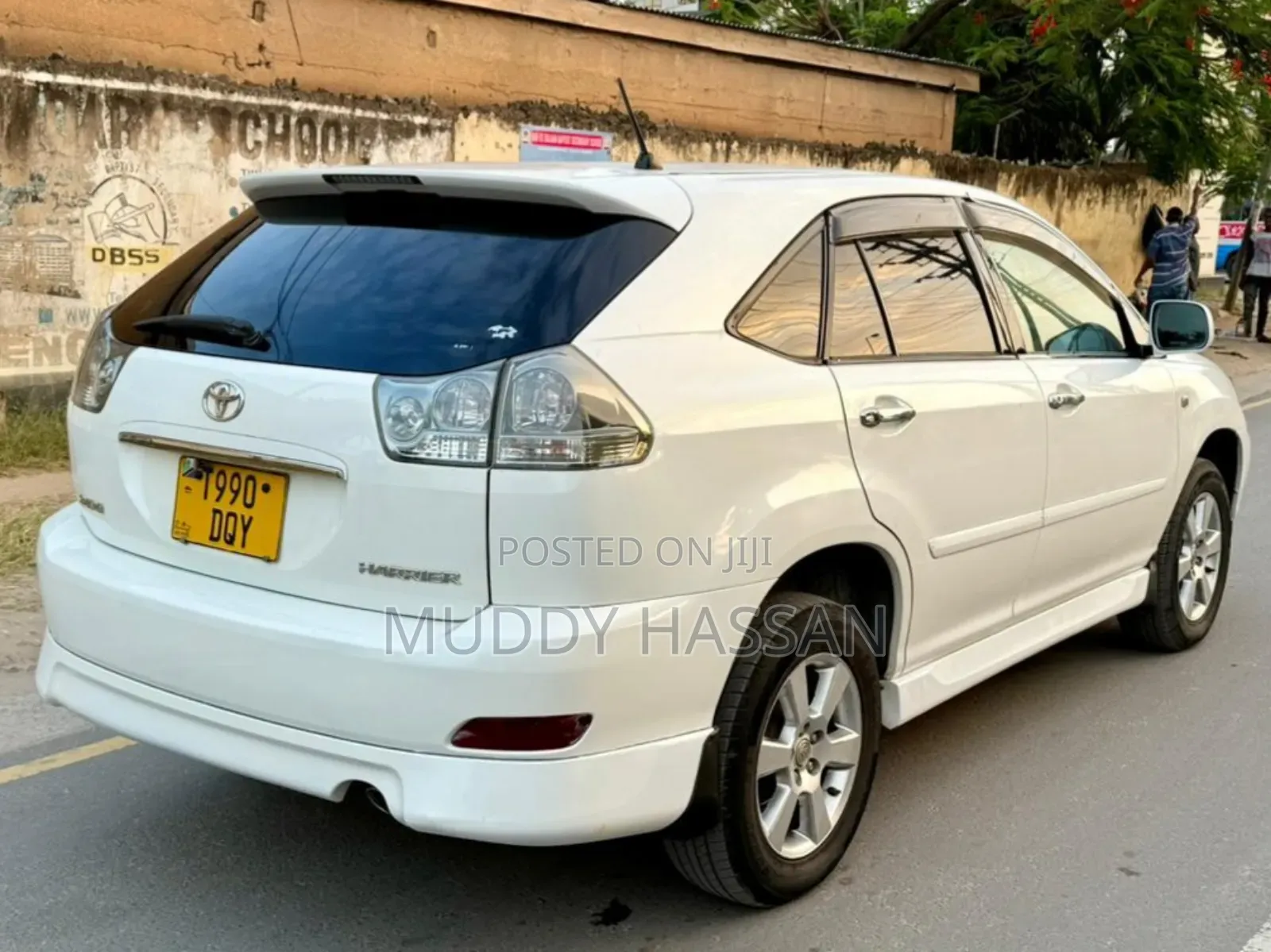 Toyota Harrier 2006 White