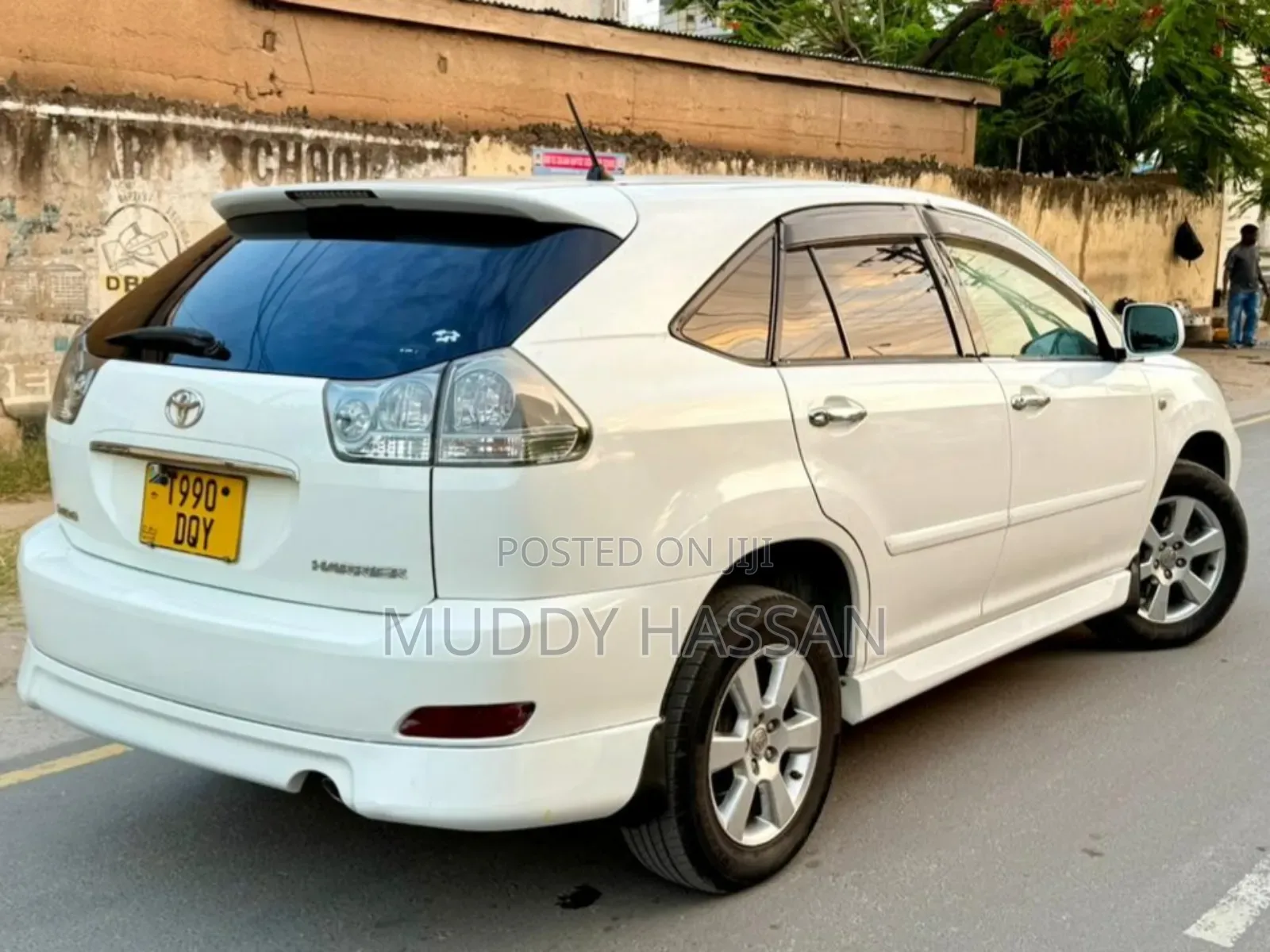 Toyota Harrier 2006 White