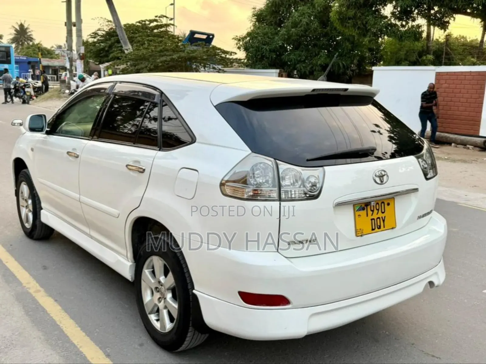 Toyota Harrier 2006 White
