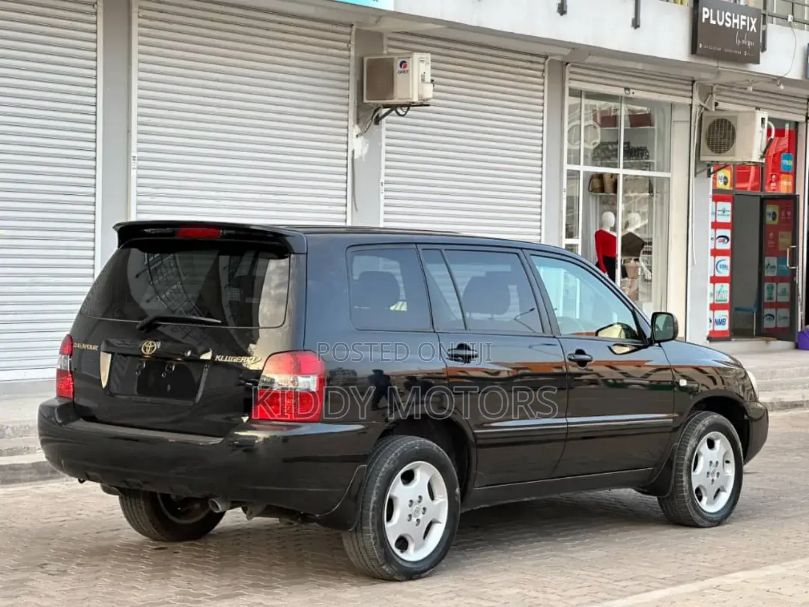 Toyota Kluger 2005 Black