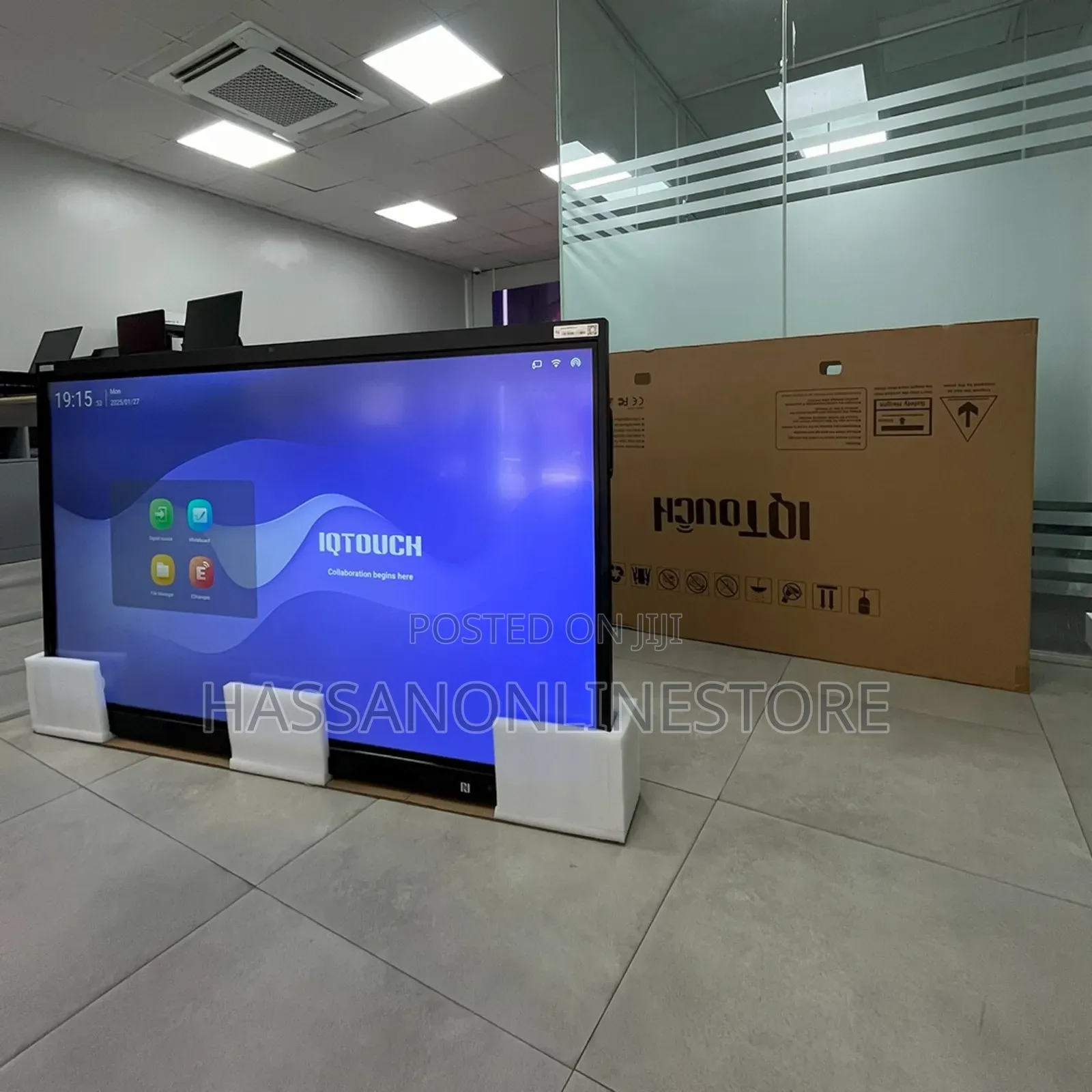 IQ TOUCH TE1300 Pro 65" Touch Smart Board