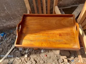 Tray Za Uhakika