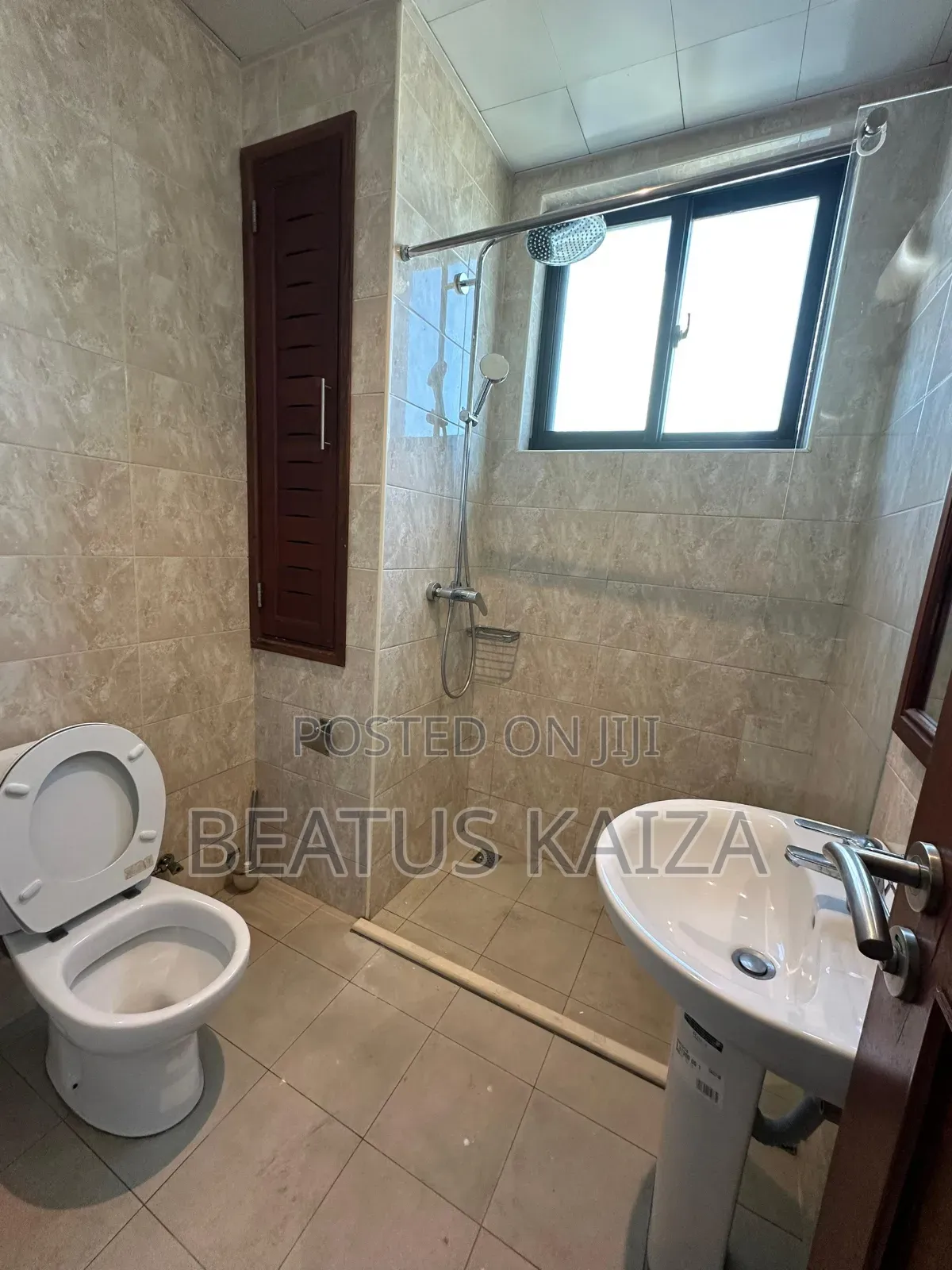 3bdrm Apartment in Victoria, Kinondoni for rent