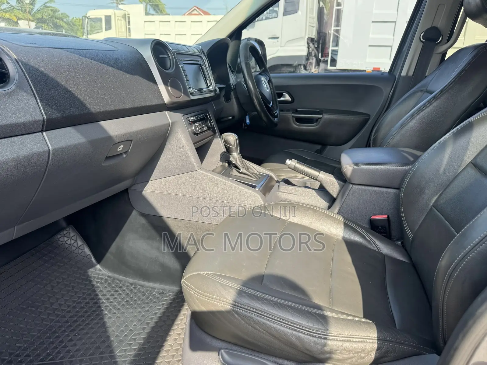 Volkswagen Amarok 2016 Gray