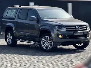 Volkswagen Amarok 2016 Gray