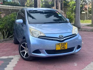 Toyota Ractis 2012 Blue