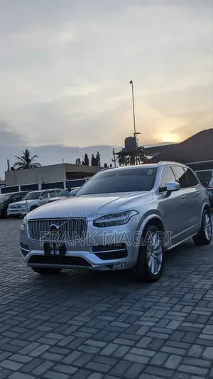Volvo XC90 2017 Silver