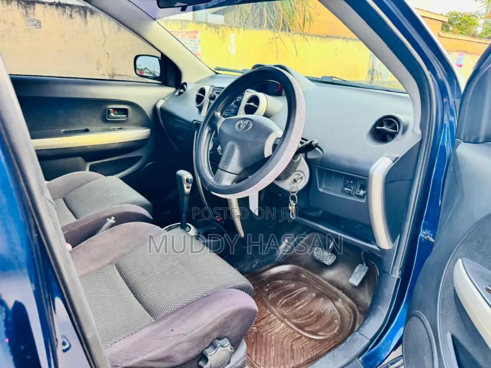 Toyota IST 2005 Blue