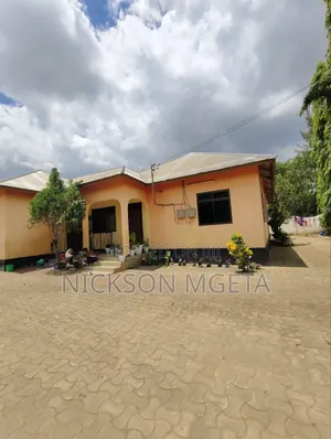 2bdrm Apartment in Dalali_Nick_Mwanza, Buswelu for sale