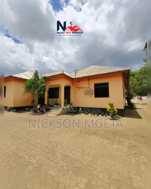 2bdrm Apartment in Dalali_Nick_Mwanza, Buswelu for sale