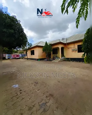 2bdrm Apartment in Dalali_Nick_Mwanza, Buswelu for sale