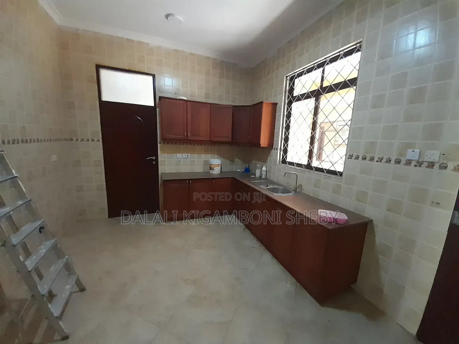 6bdrm House in Kigamboni Kisota for rent