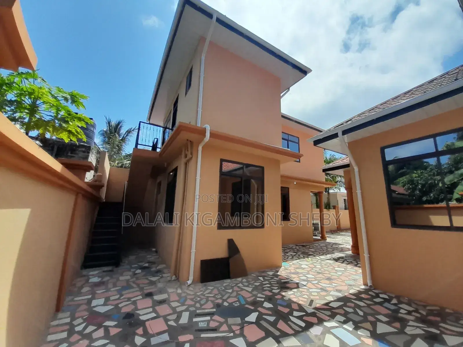 6bdrm House in Kigamboni Kisota for rent