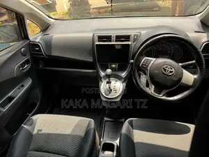 Toyota Ractis 2012 Black