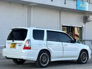Subaru Forester 2006 White