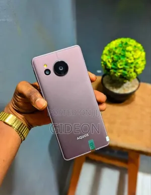Sharp Aquos sense7 128 GB Rose Gold