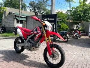 Honda 2022 Red