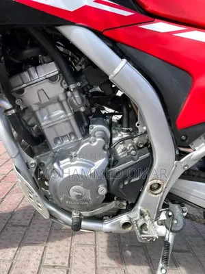 Honda 2022 Red
