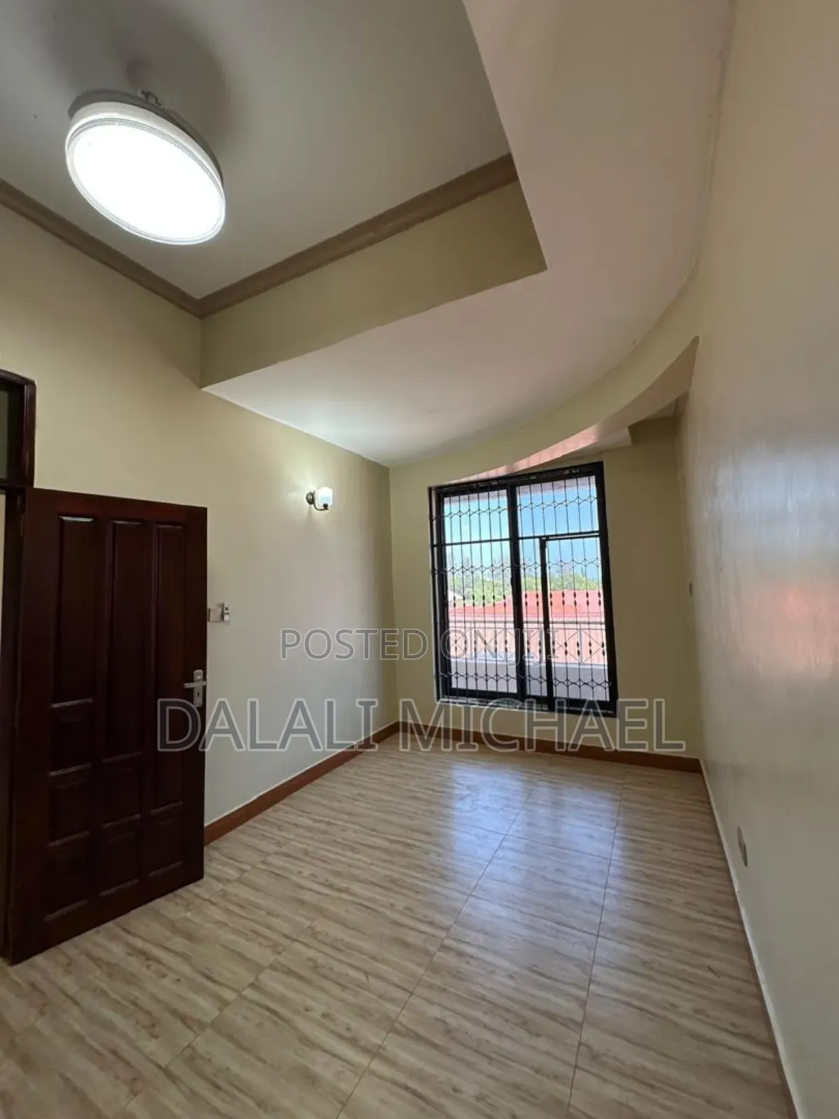 4bdrm Mansion in Ununio Beach, Kunduchi for rent