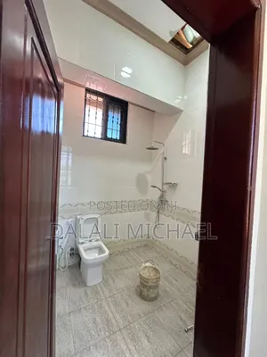 4bdrm Mansion in Ununio Beach, Kunduchi for rent