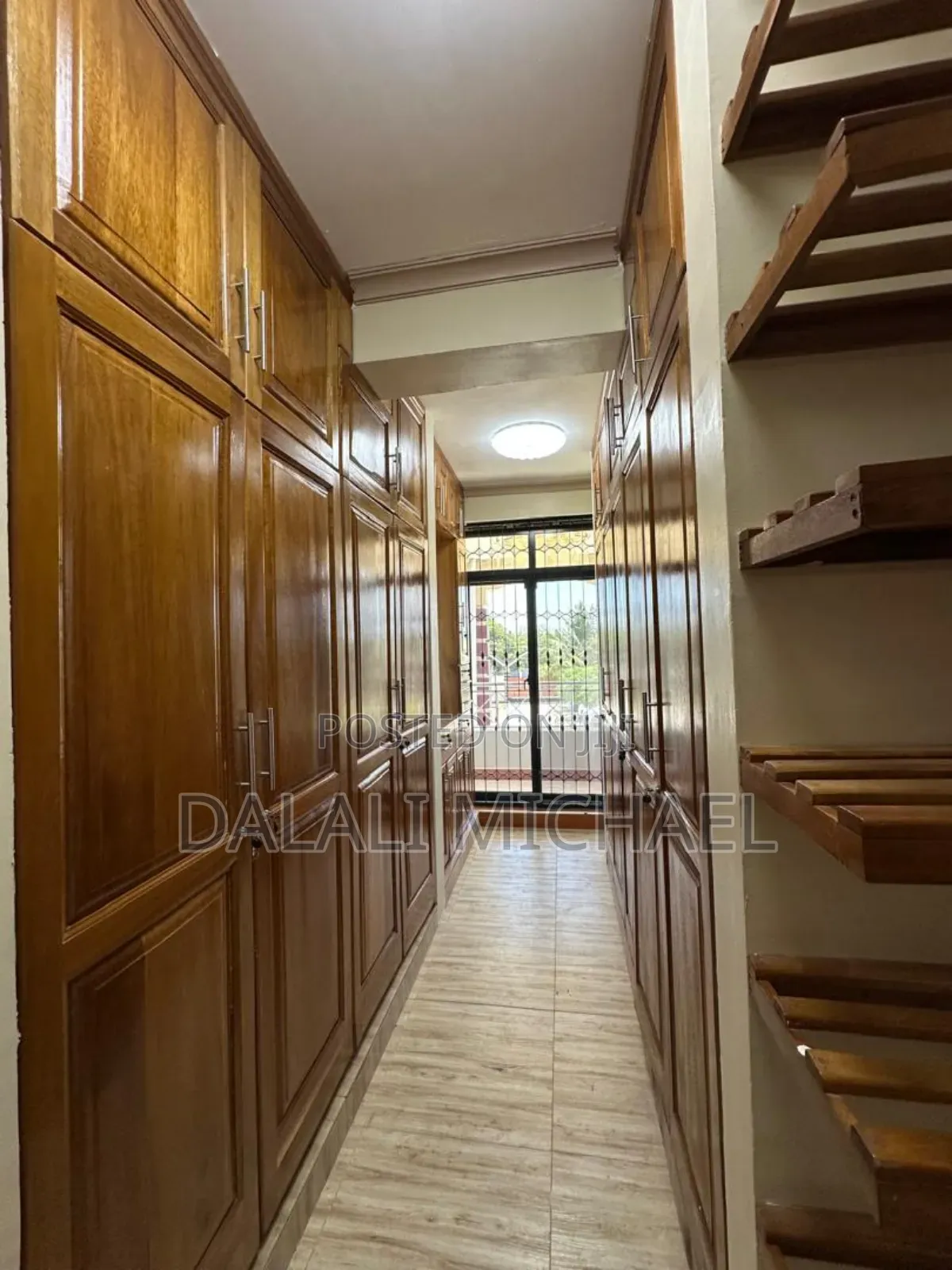 4bdrm Mansion in Ununio Beach, Kunduchi for rent