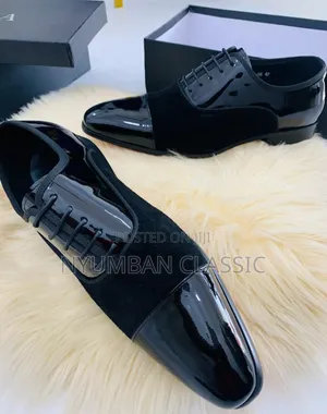 Dior Moccasin Shoes