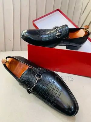 Viatu Vya Ngozi Vya Ferragamo Salvatore