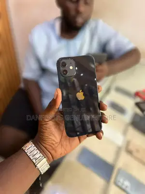 Apple iPhone 12 64 GB Black