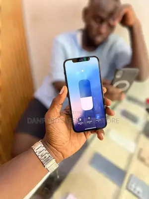 Apple iPhone 12 64 GB Black