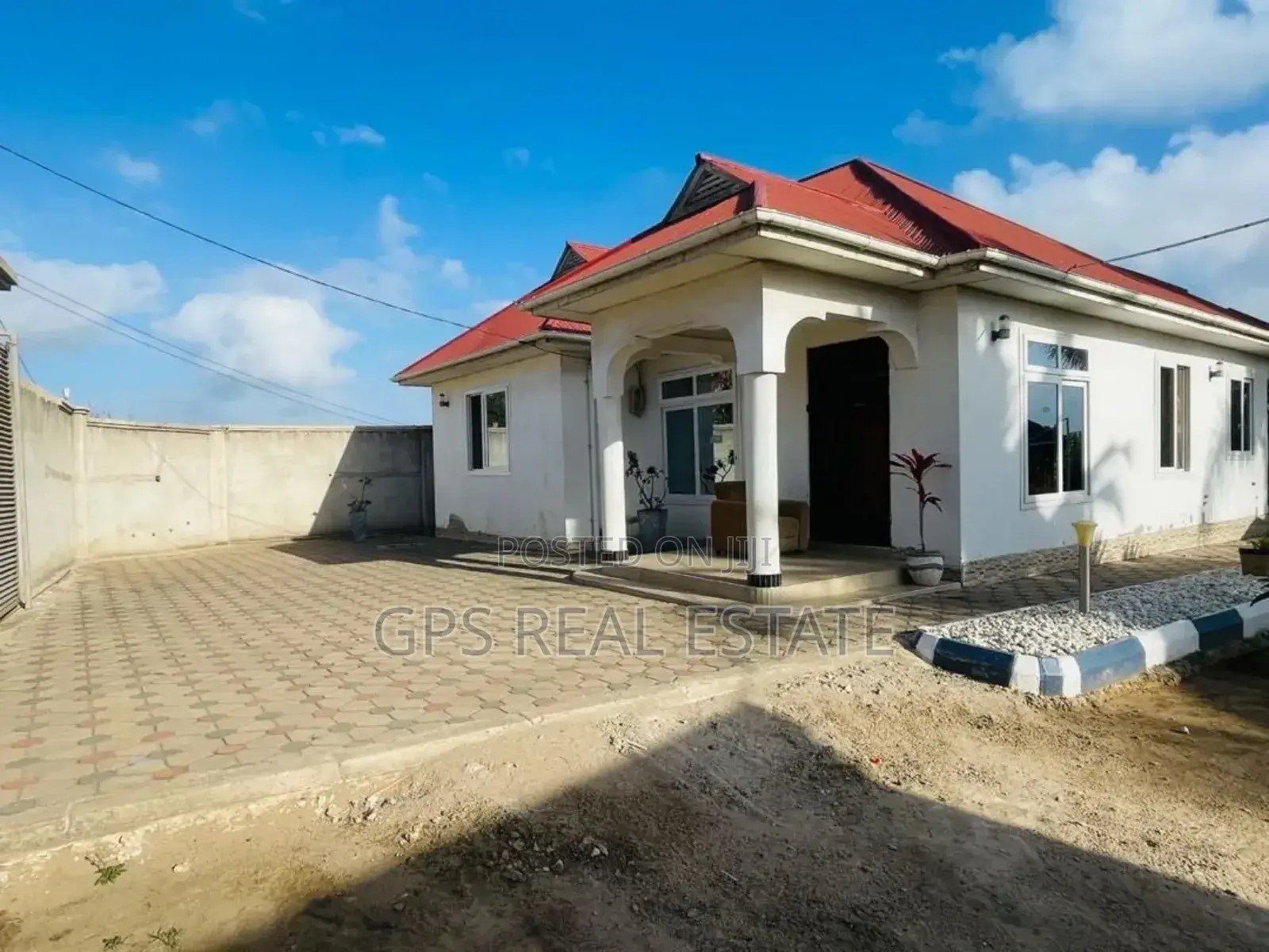 3bdrm House in Salasala Marobo, Kinondoni for sale