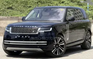 Land Rover Range Rover Vogue 2023 Black
