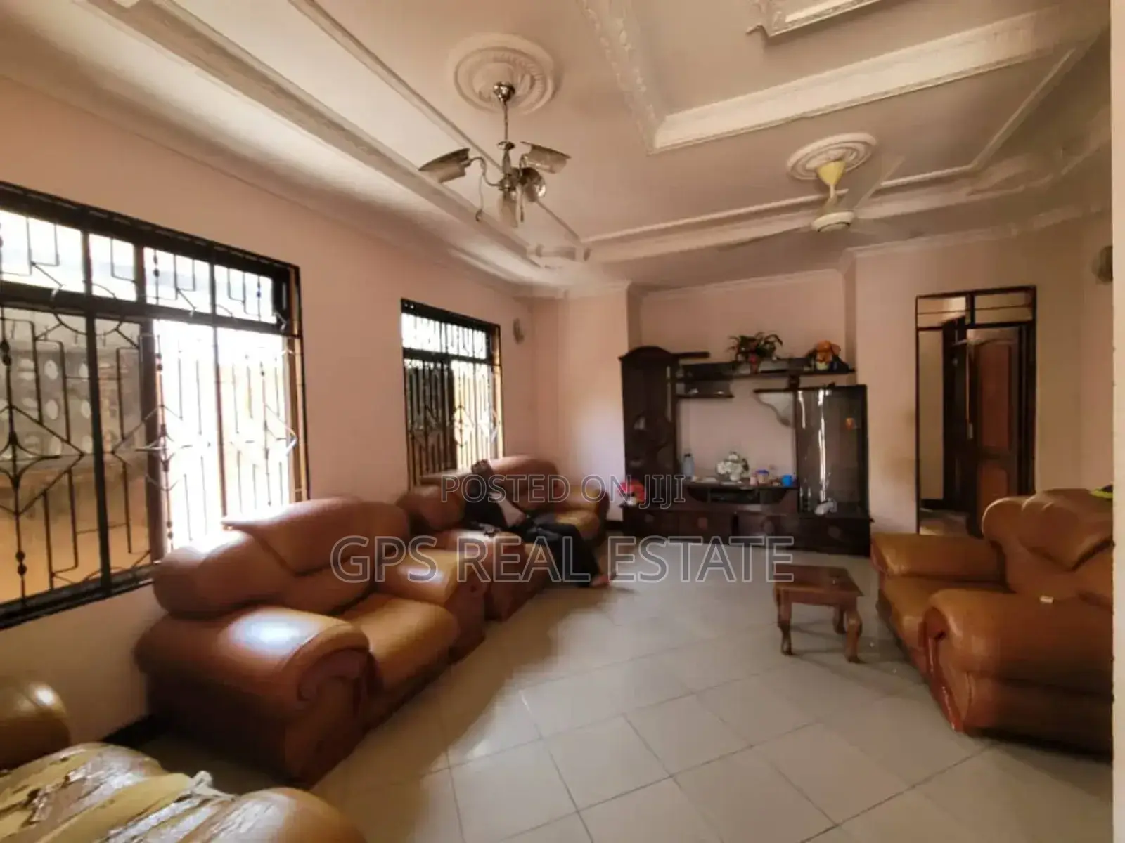 3bdrm House in Chamazi, Temeke for sale