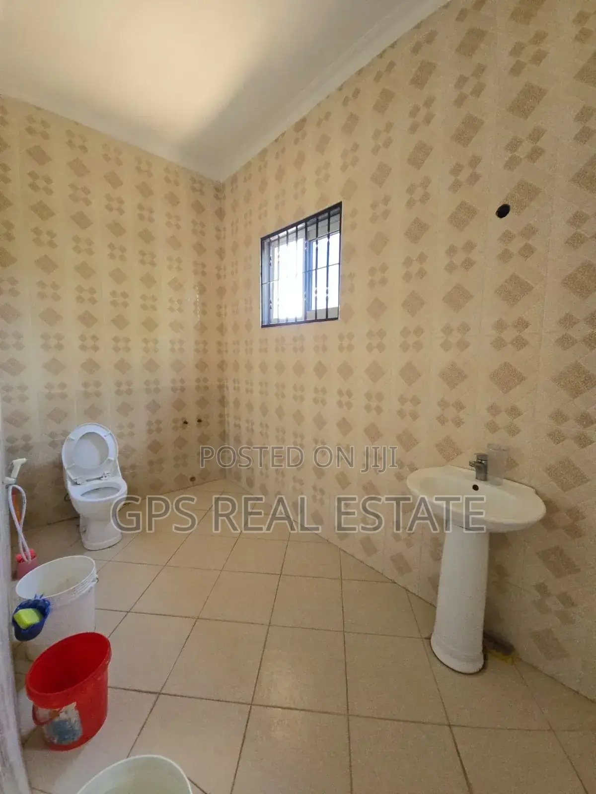 3bdrm House in Made Mikoro, Kinondoni for sale