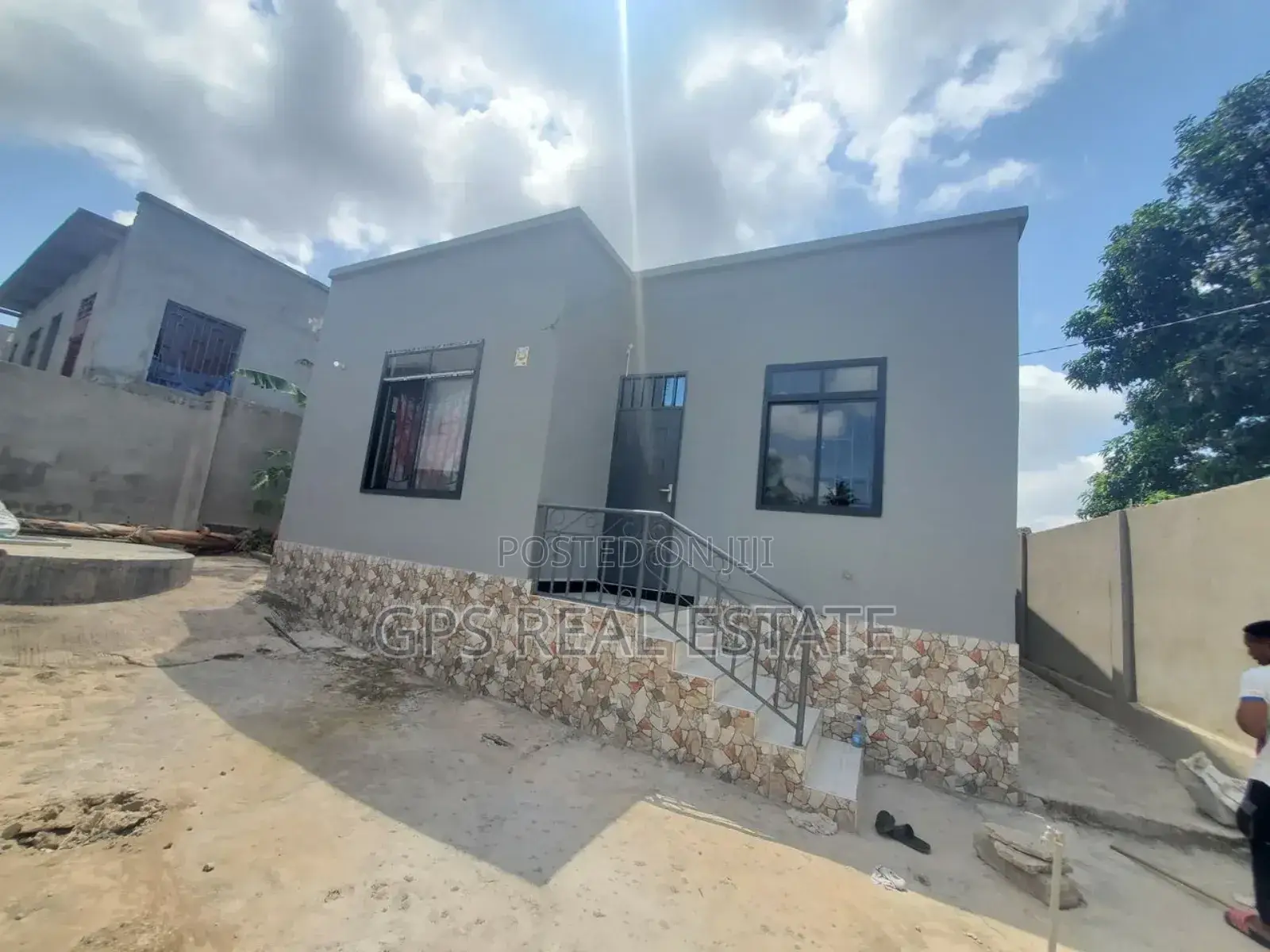 3bdrm House in Madale Mikoroshini, Kinondoni for sale