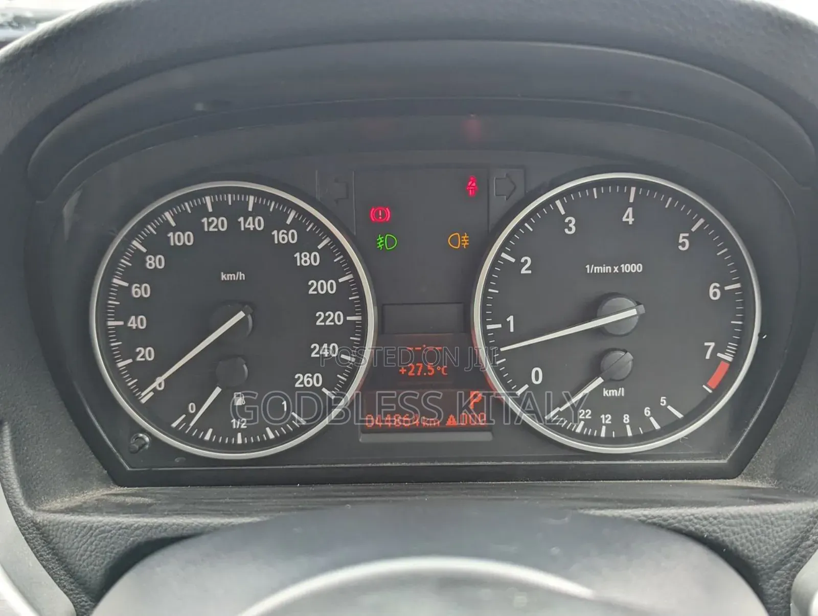 BMW 3 Series 320i RWD 2010 White