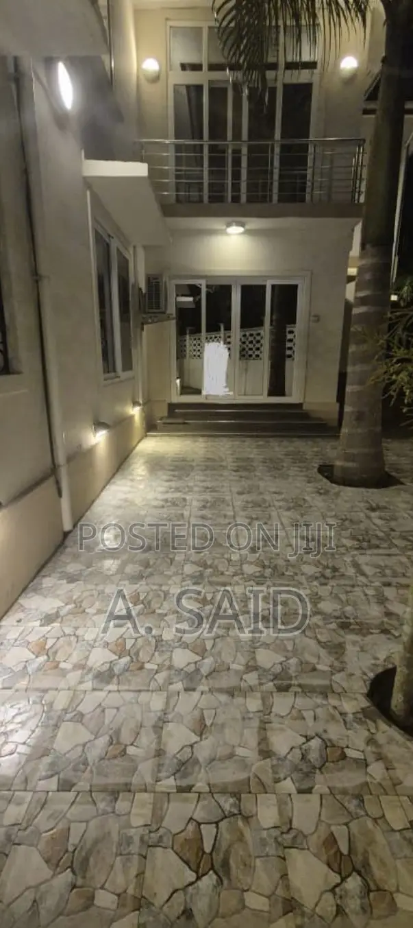 Furnished 4bdrm House in Shangani for sale