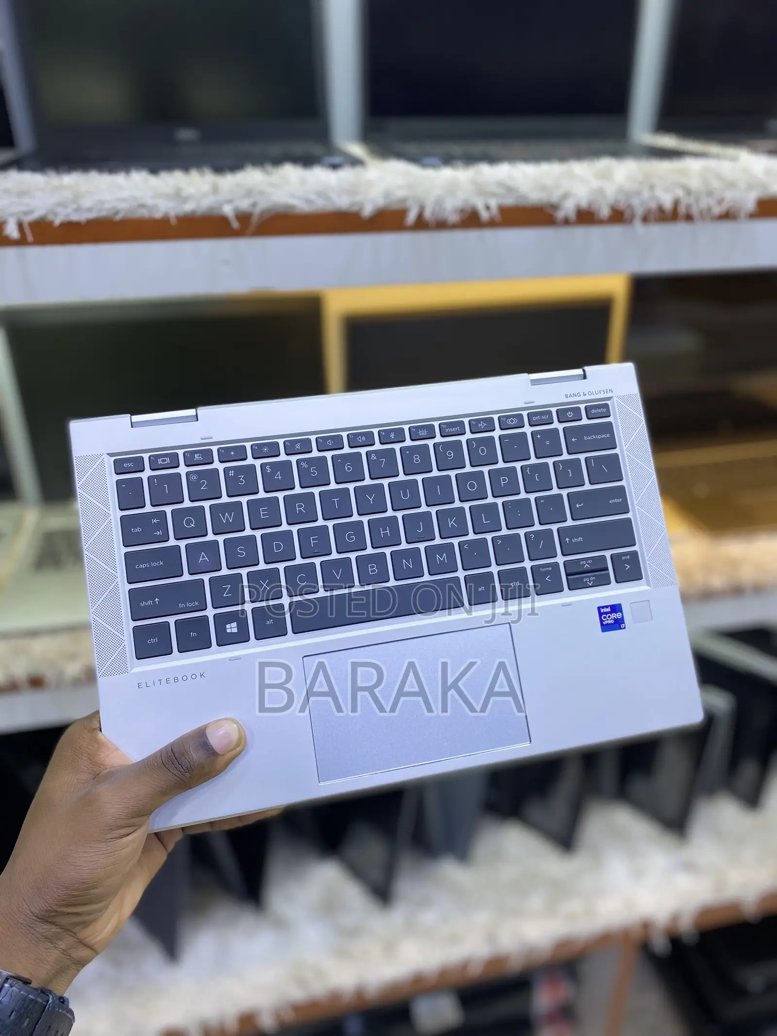 New Laptop HP EliteBook 830 G8 16GB Intel Core I7 SSD 512GB