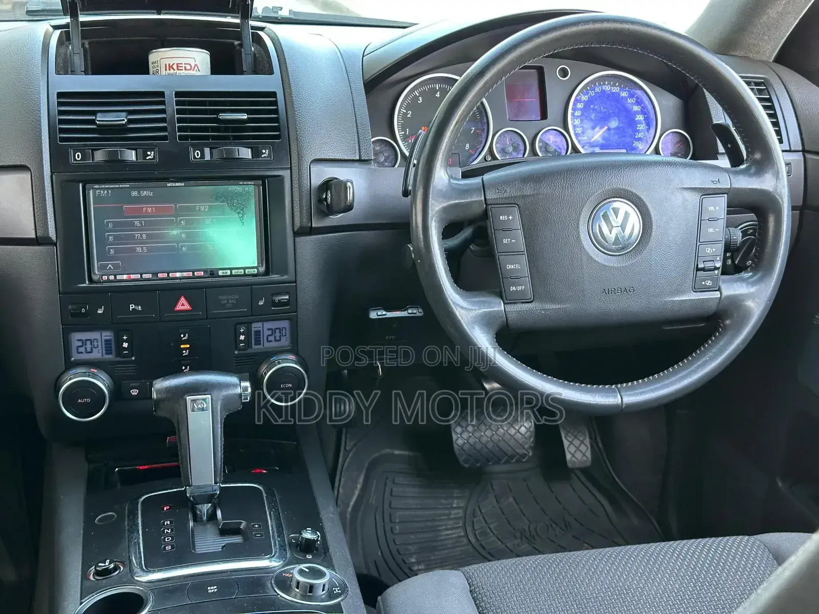 Volkswagen Touareg 2006 Black