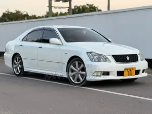 Toyota Crown 2006 Pearl
